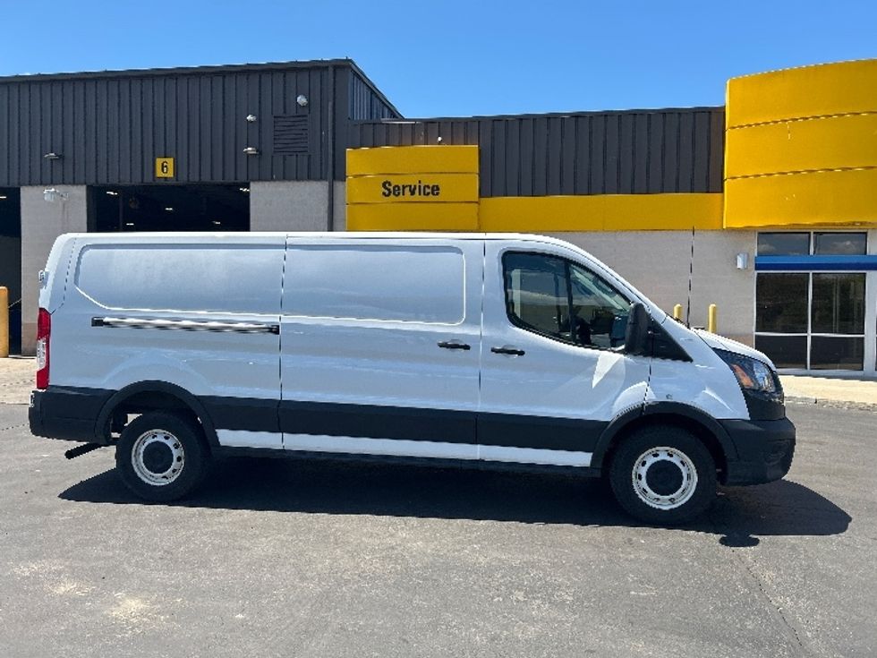 Cargo Van (Panel Van)-Light and Medium Duty Trucks-Ford-2021-Transit 250-Montgomery-NY-123,722\n\t\tmiles-$ 25,750 - Image 13