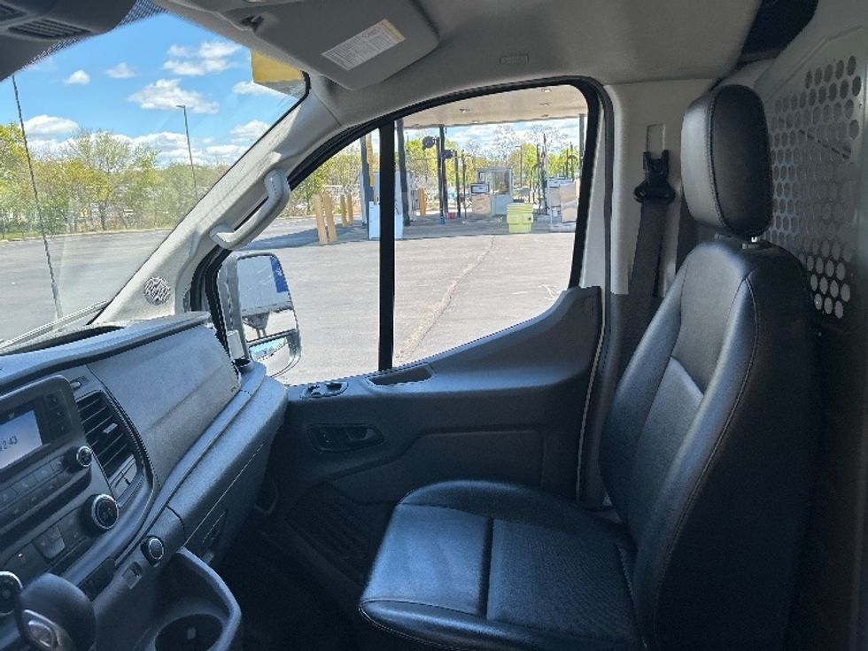 Cargo Van (Panel Van)-Light and Medium Duty Trucks-Ford-2021-Transit 250-Montgomery-NY-123,722\n\t\tmiles-$ 25,750 - Image 17