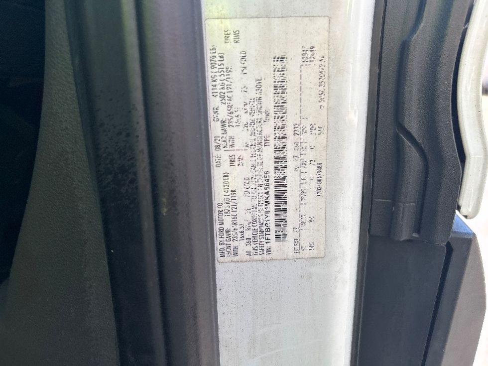 Cargo Van (Panel Van)-Light and Medium Duty Trucks-Ford-2021-Transit 250-Montgomery-NY-123,722\n\t\tmiles-$ 25,750 - Image 24