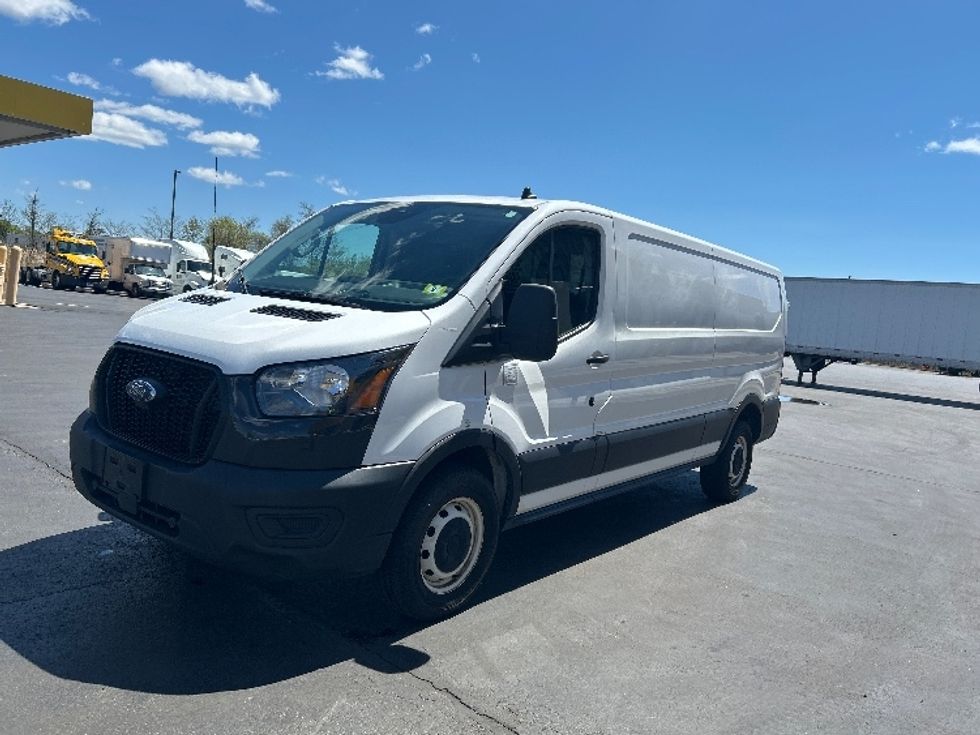 Cargo Van (Panel Van)-Light and Medium Duty Trucks-Ford-2021-Transit 250-Montgomery-NY-123,722\n\t\tmiles-$ 25,750 - Image 3