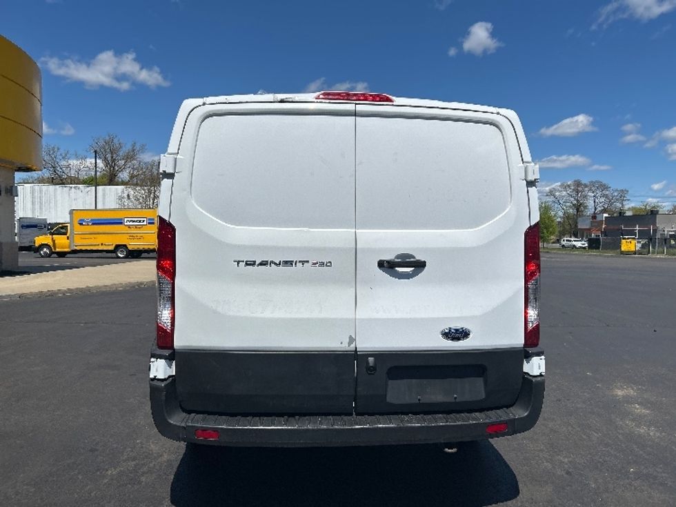 Cargo Van (Panel Van)-Light and Medium Duty Trucks-Ford-2021-Transit 250-Montgomery-NY-123,722\n\t\tmiles-$ 25,750 - Image 7