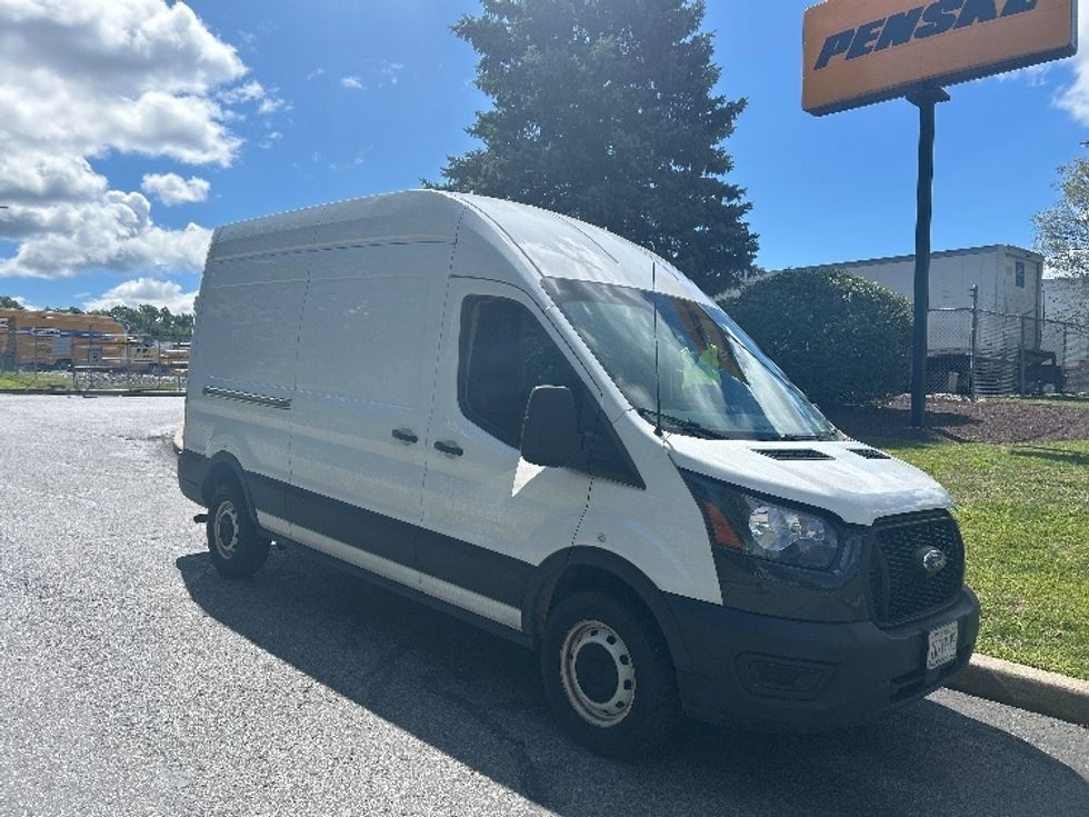 Cargo Van (Panel Van)-Light and Medium Duty Trucks-Ford-2021-Transit 250-Montgomery-NY-128,408\n\t\tmiles-$ 27,250 - Image 1