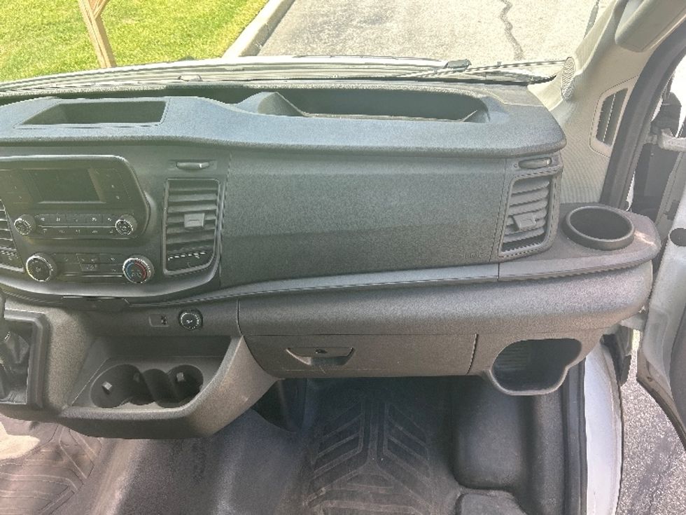 Cargo Van (Panel Van)-Light and Medium Duty Trucks-Ford-2021-Transit 250-Montgomery-NY-128,408\n\t\tmiles-$ 27,250 - Image 21