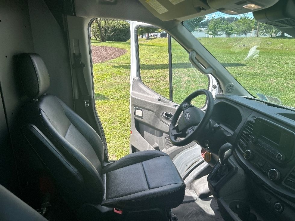 Cargo Van (Panel Van)-Light and Medium Duty Trucks-Ford-2021-Transit 250-Montgomery-NY-128,408\n\t\tmiles-$ 27,250 - Image 22