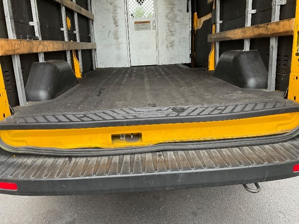 Cargo Van (Panel Van)-Light and Medium Duty Trucks-Ford-2021-Transit 250-New Castle-DE-105,007\n\t\tmiles-$ 32,000 - Image 10