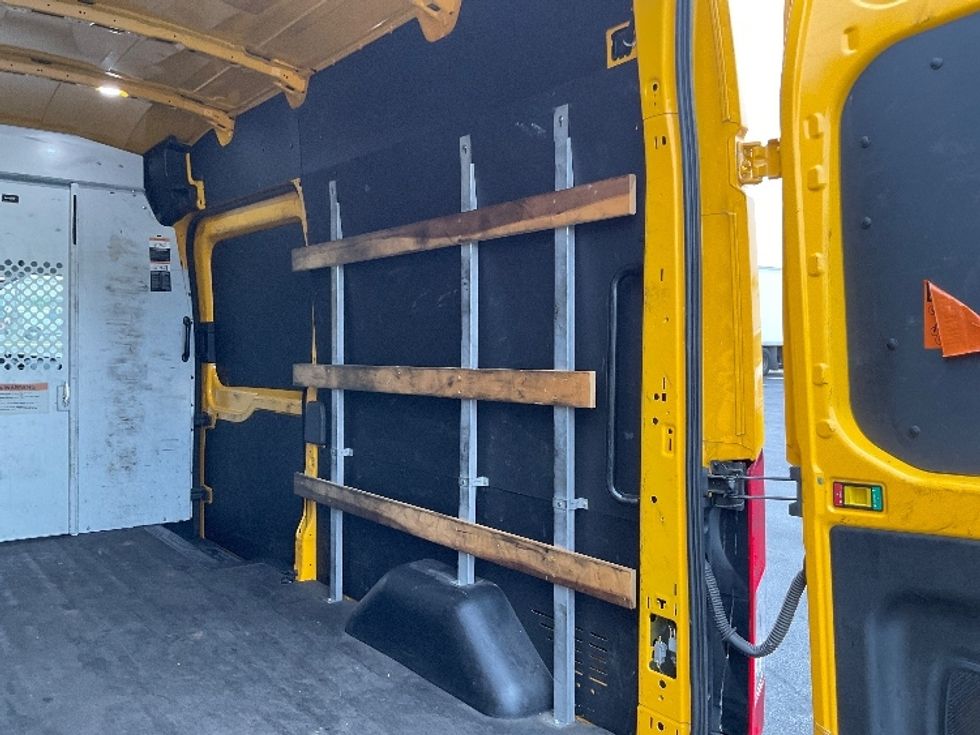 Cargo Van (Panel Van)-Light and Medium Duty Trucks-Ford-2021-Transit 250-New Castle-DE-105,007\n\t\tmiles-$ 32,000 - Image 12