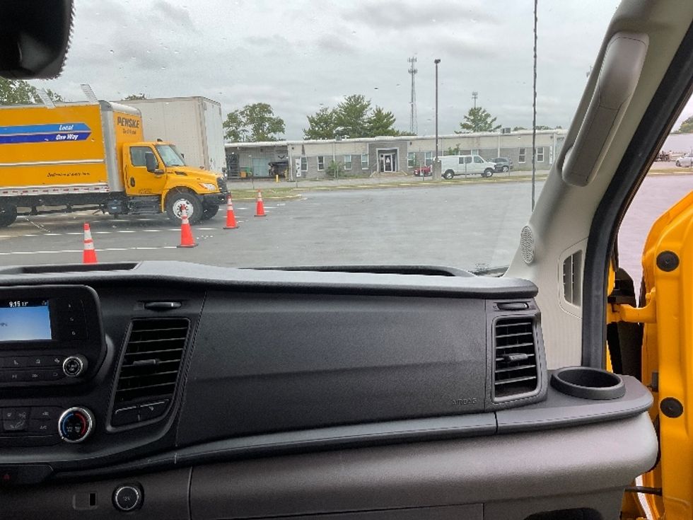 Cargo Van (Panel Van)-Light and Medium Duty Trucks-Ford-2021-Transit 250-New Castle-DE-105,007\n\t\tmiles-$ 32,000 - Image 21