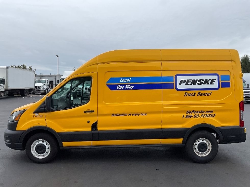 Cargo Van (Panel Van)-Light and Medium Duty Trucks-Ford-2021-Transit 250-New Castle-DE-105,007\n\t\tmiles-$ 32,000 - Image 4