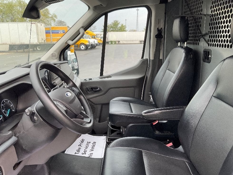 Cargo Van (Panel Van)-Light and Medium Duty Trucks-Ford-2021-Transit 250-New Castle-DE-85,000\n\t\tmiles-$ 34,500 - Image 18