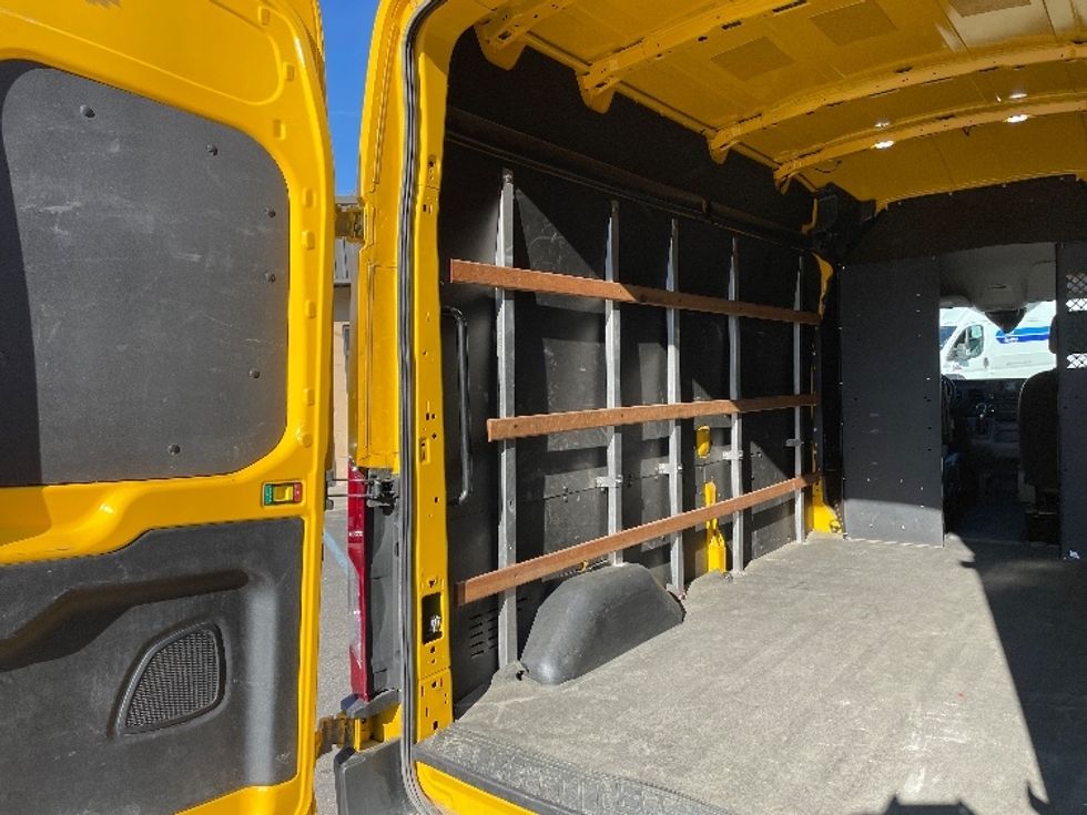 Cargo Van (Panel Van)-Light and Medium Duty Trucks-Ford-2021-Transit 250-Newport News-VA-89,268\n\t\tmiles-$ 32,250 - Image 10