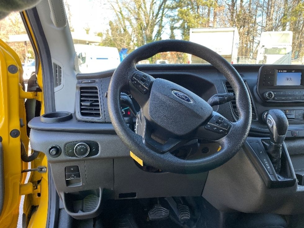 Cargo Van (Panel Van)-Light and Medium Duty Trucks-Ford-2021-Transit 250-Newport News-VA-89,268\n\t\tmiles-$ 32,250 - Image 17