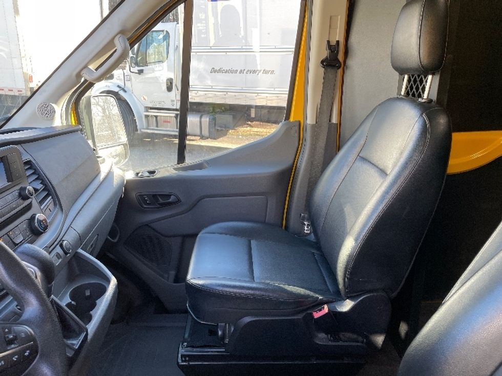 Cargo Van (Panel Van)-Light and Medium Duty Trucks-Ford-2021-Transit 250-Newport News-VA-89,268\n\t\tmiles-$ 32,250 - Image 18