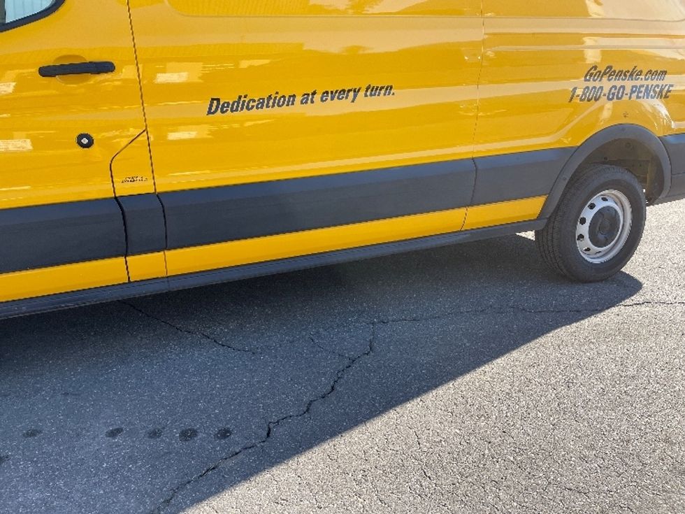 Cargo Van (Panel Van)-Light and Medium Duty Trucks-Ford-2021-Transit 250-Newport News-VA-89,268\n\t\tmiles-$ 32,250 - Image 5