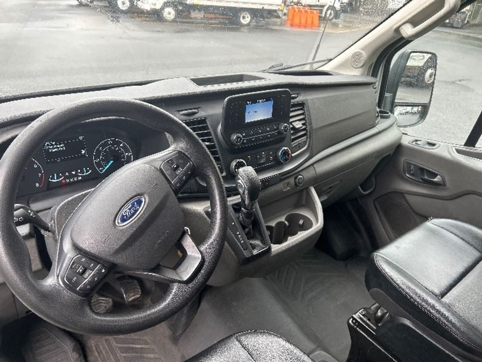 Cargo Van (Panel Van)-Light and Medium Duty Trucks-Ford-2021-Transit 250-Norcross-GA-89,587\n\t\tmiles-$ 35,000 - Image 17