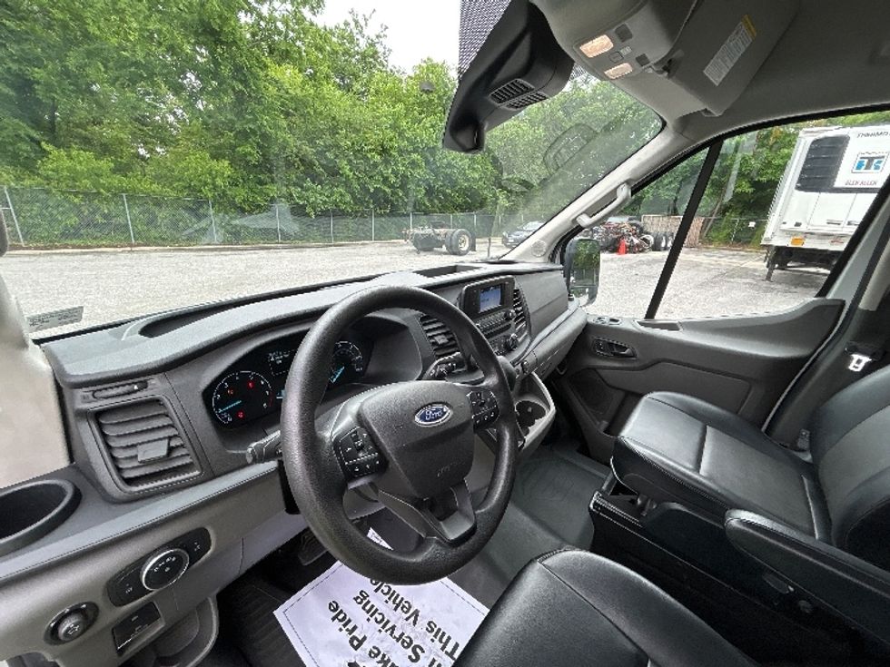 Cargo Van (Panel Van)-Light and Medium Duty Trucks-Ford-2021-Transit 250-Norfolk-VA-79,449\n\t\tmiles-$ 35,250 - Image 17