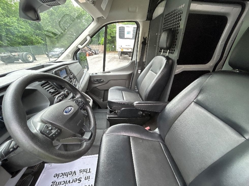 Cargo Van (Panel Van)-Light and Medium Duty Trucks-Ford-2021-Transit 250-Norfolk-VA-79,449\n\t\tmiles-$ 35,250 - Image 19