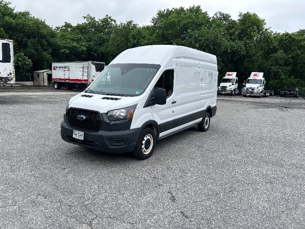 Cargo Van (Panel Van)-Light and Medium Duty Trucks-Ford-2021-Transit 250-Norfolk-VA-79,449\n\t\tmiles-$ 35,250 - Image 3