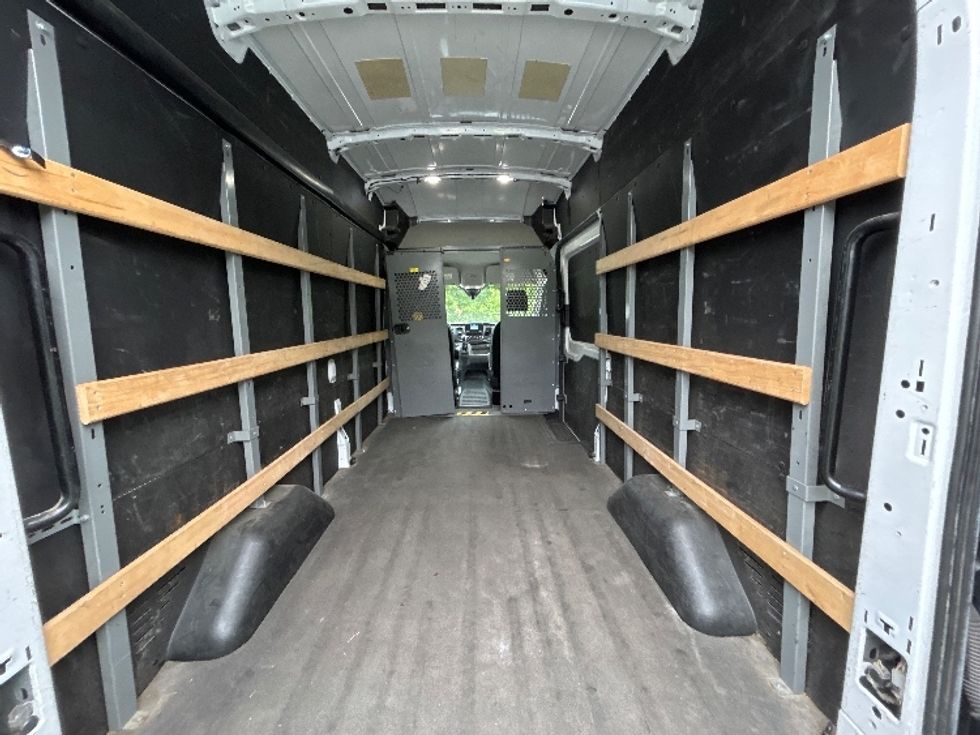 Cargo Van (Panel Van)-Light and Medium Duty Trucks-Ford-2021-Transit 250-Norfolk-VA-79,449\n\t\tmiles-$ 35,250 - Image 8