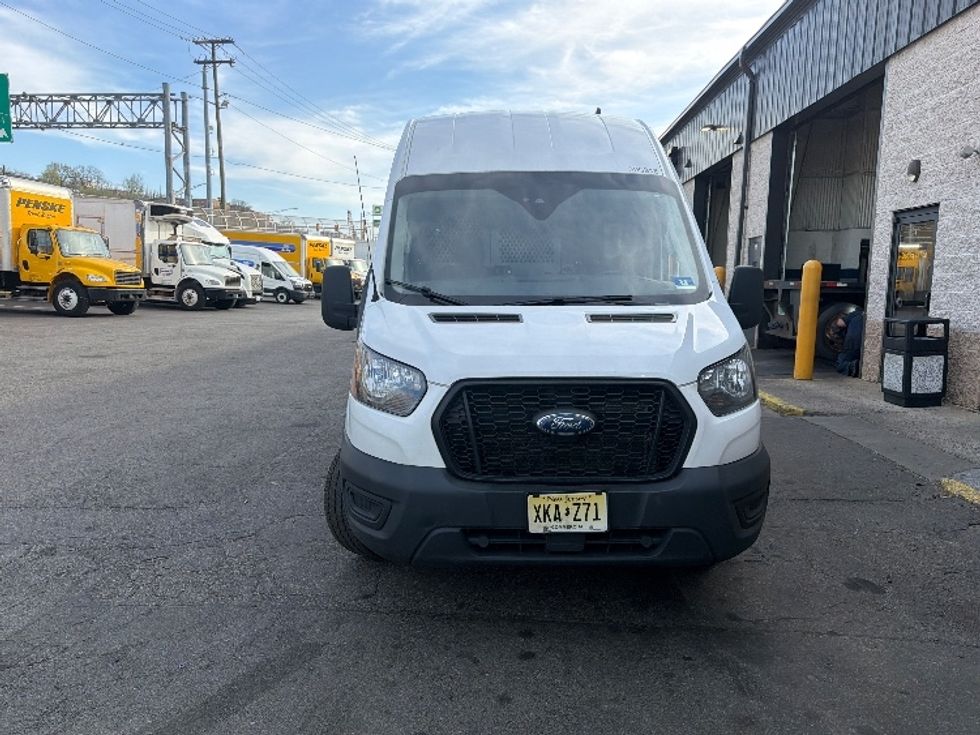 Cargo Van (Panel Van)-Light and Medium Duty Trucks-Ford-2021-Transit 250-North Bergen-NJ-106,209\n\t\tmiles-$ 33,500 - Image 2
