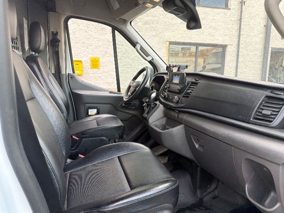Cargo Van (Panel Van)-Light and Medium Duty Trucks-Ford-2021-Transit 250-North Bergen-NJ-106,209\n\t\tmiles-$ 33,500 - Image 22
