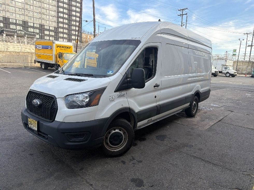 Cargo Van (Panel Van)-Light and Medium Duty Trucks-Ford-2021-Transit 250-North Bergen-NJ-106,209\n\t\tmiles-$ 33,500 - Image 3