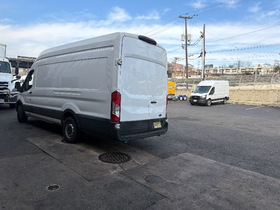 Cargo Van (Panel Van)-Light and Medium Duty Trucks-Ford-2021-Transit 250-North Bergen-NJ-106,209\n\t\tmiles-$ 33,500 - Image 6