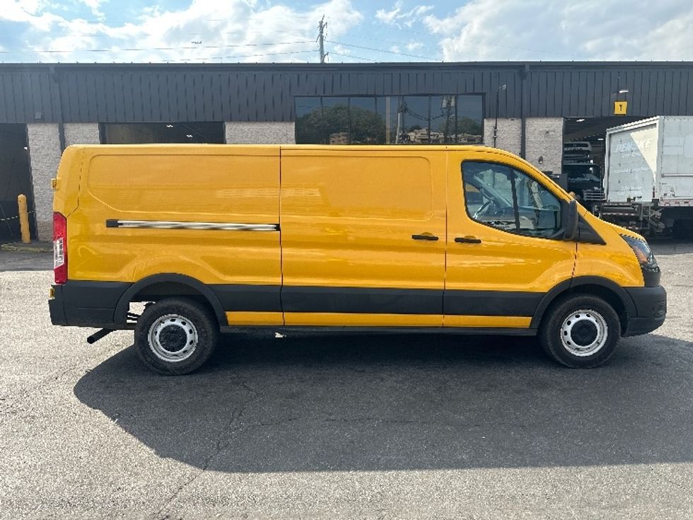 Cargo Van (Panel Van)-Light and Medium Duty Trucks-Ford-2021-Transit 250-North Bergen-NJ-66,604\n\t\tmiles-$ 27,500 - Image 15