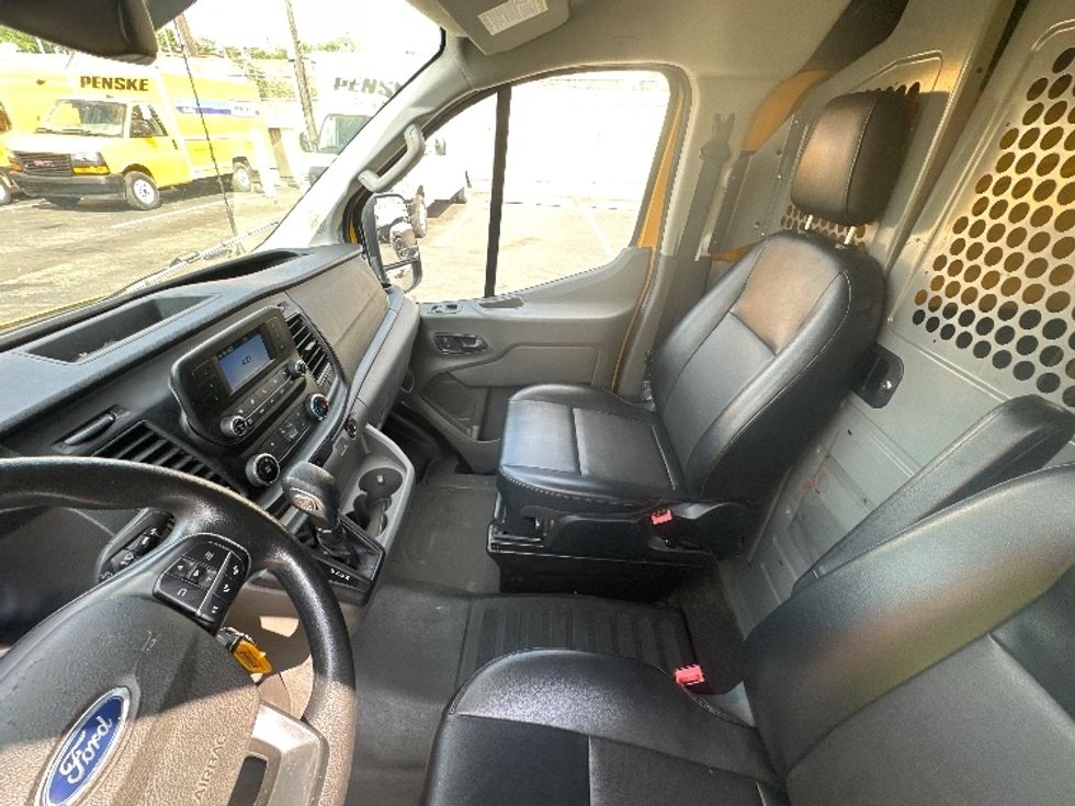 Cargo Van (Panel Van)-Light and Medium Duty Trucks-Ford-2021-Transit 250-North Bergen-NJ-66,604\n\t\tmiles-$ 27,500 - Image 19