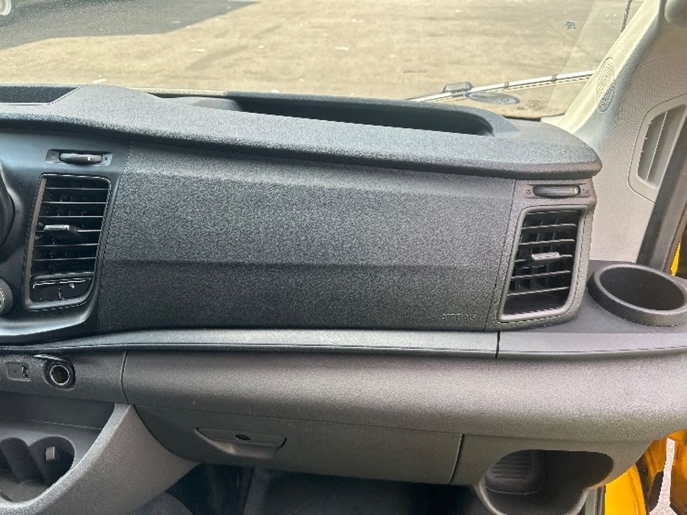 Cargo Van (Panel Van)-Light and Medium Duty Trucks-Ford-2021-Transit 250-North Bergen-NJ-66,604\n\t\tmiles-$ 27,500 - Image 21