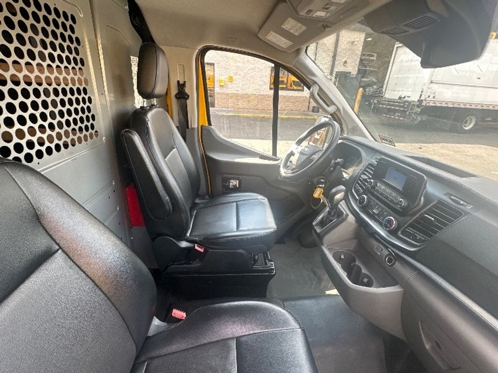 Cargo Van (Panel Van)-Light and Medium Duty Trucks-Ford-2021-Transit 250-North Bergen-NJ-66,604\n\t\tmiles-$ 27,500 - Image 22