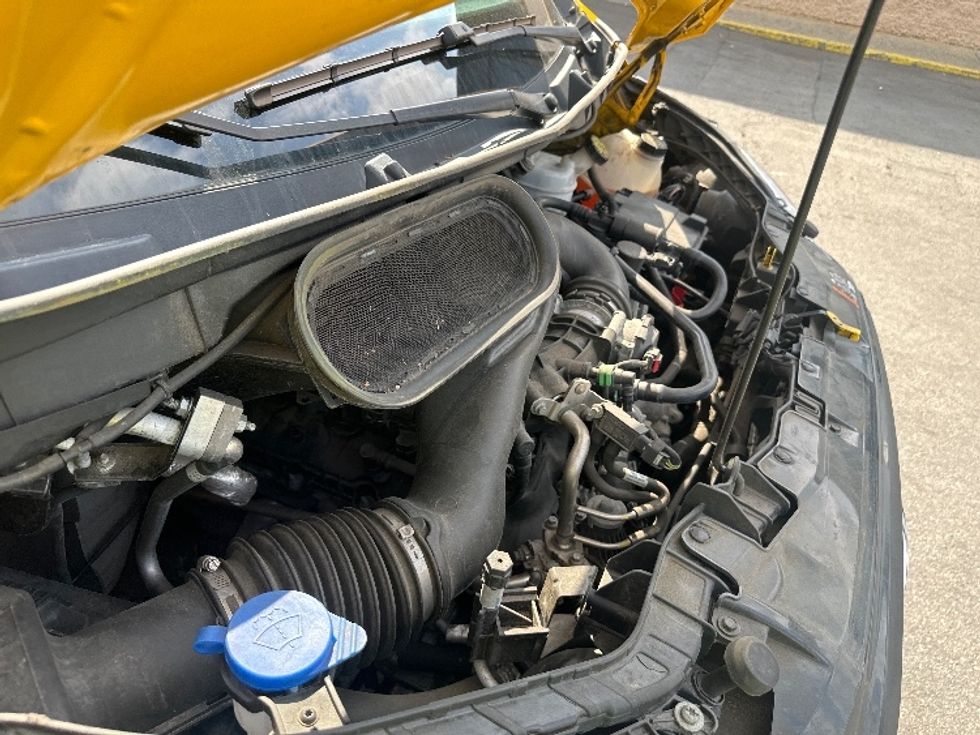 Cargo Van (Panel Van)-Light and Medium Duty Trucks-Ford-2021-Transit 250-North Bergen-NJ-66,604\n\t\tmiles-$ 27,500 - Image 23