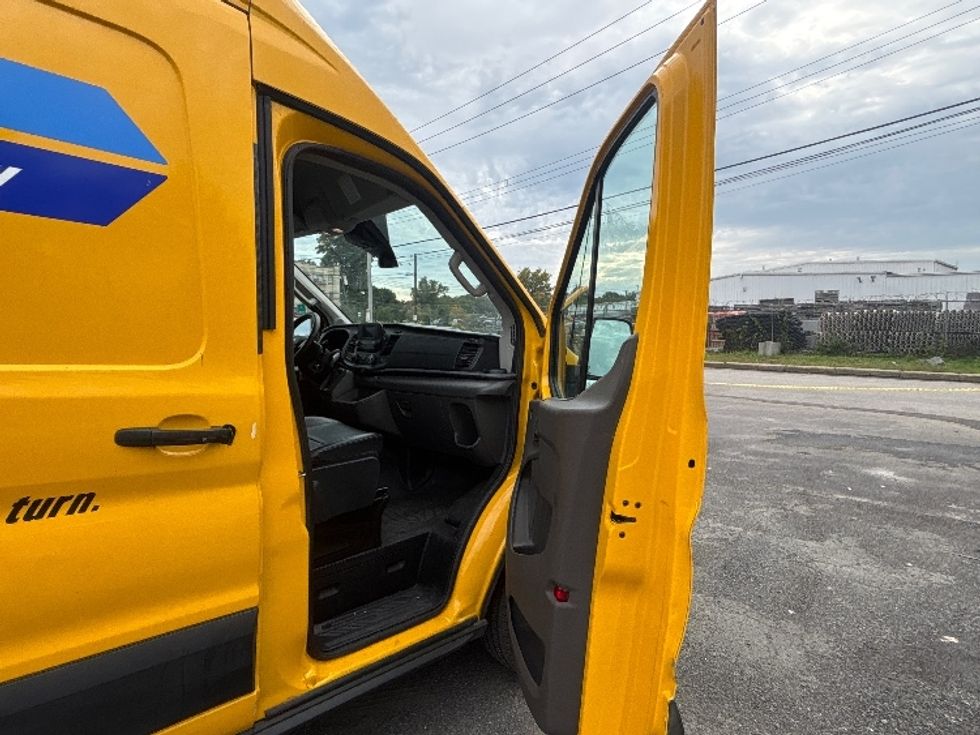 Cargo Van (Panel Van)-Light and Medium Duty Trucks-Ford-2021-Transit 250-North Bergen-NJ-87,518\n\t\tmiles-$ 30,250 - Image 20