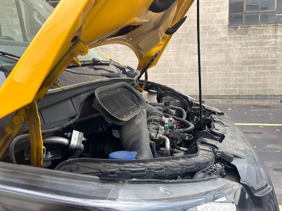 Cargo Van (Panel Van)-Light and Medium Duty Trucks-Ford-2021-Transit 250-North Bergen-NJ-87,518\n\t\tmiles-$ 30,250 - Image 23