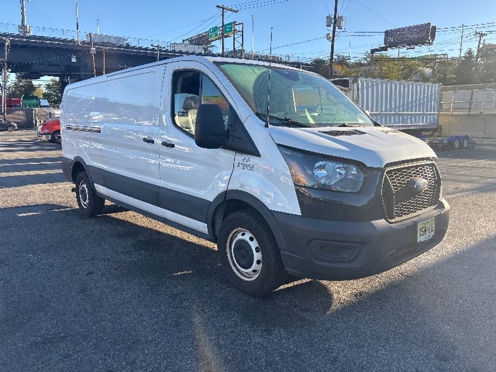 Cargo Van (Panel Van)-Light and Medium Duty Trucks-Ford-2021-Transit 250-North Bergen-NJ-89,618\n\t\tmiles-$ 30,000 - Image 1
