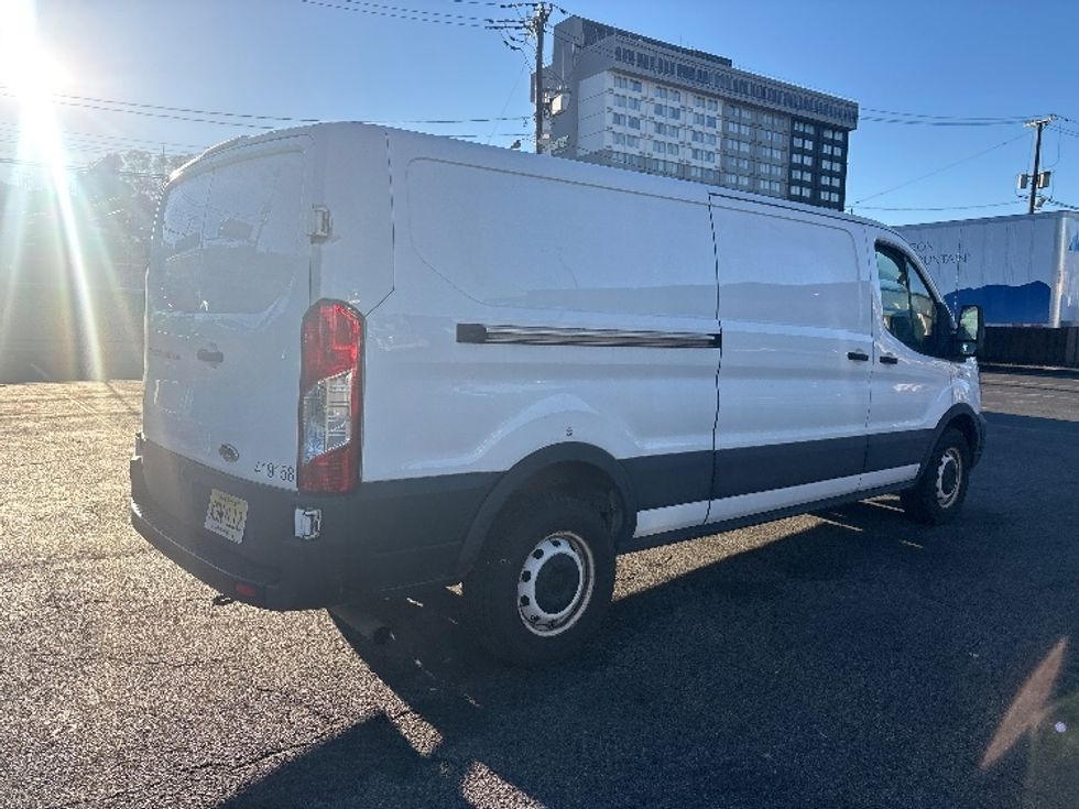 Cargo Van (Panel Van)-Light and Medium Duty Trucks-Ford-2021-Transit 250-North Bergen-NJ-89,618\n\t\tmiles-$ 30,000 - Image 12