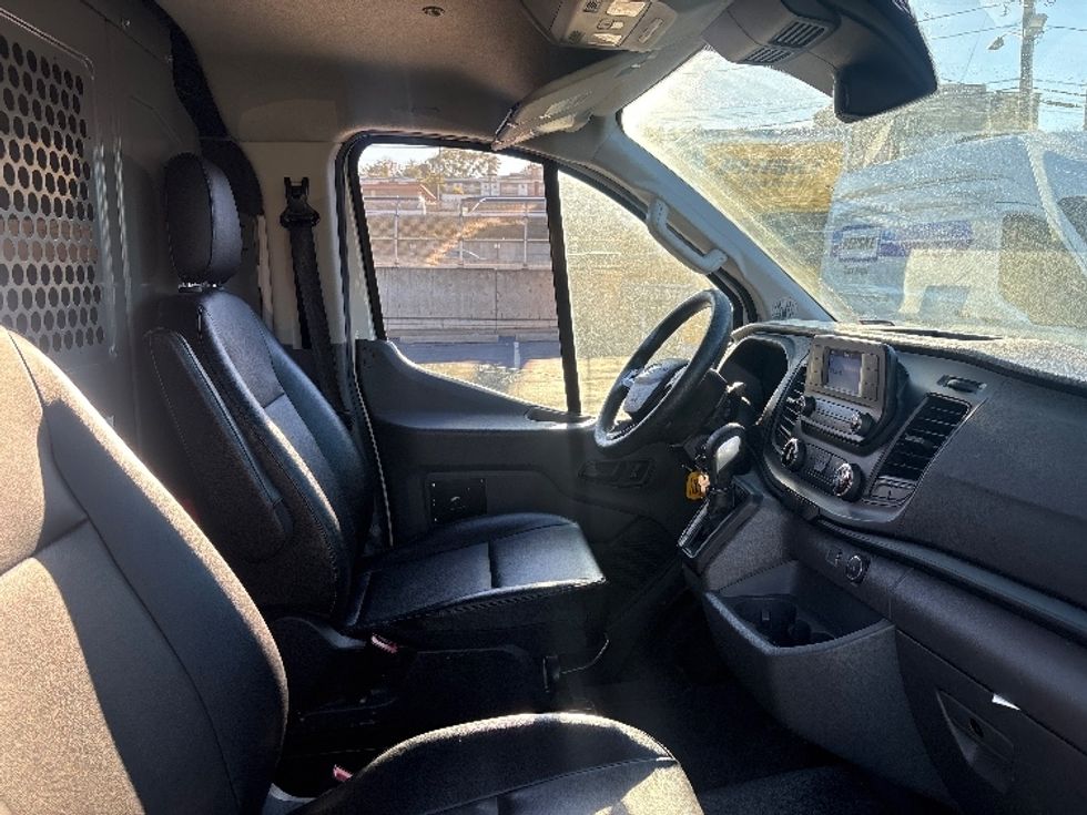 Cargo Van (Panel Van)-Light and Medium Duty Trucks-Ford-2021-Transit 250-North Bergen-NJ-89,618\n\t\tmiles-$ 30,000 - Image 21