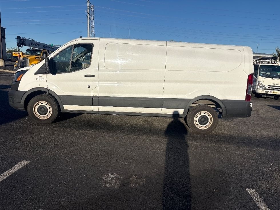 Cargo Van (Panel Van)-Light and Medium Duty Trucks-Ford-2021-Transit 250-North Bergen-NJ-89,618\n\t\tmiles-$ 30,000 - Image 4