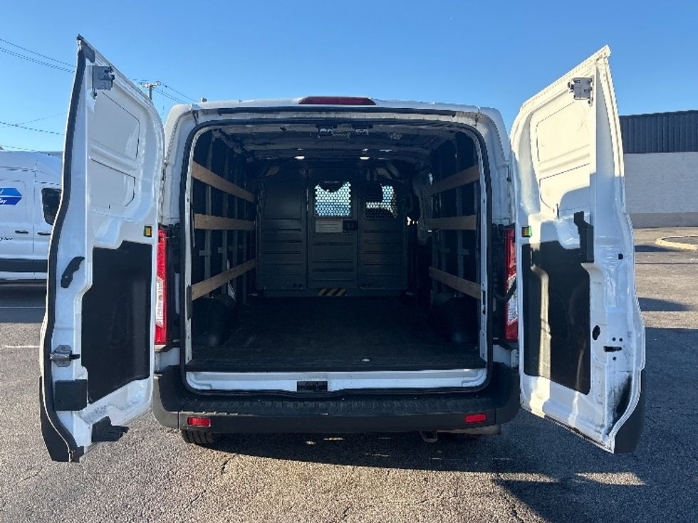 Cargo Van (Panel Van)-Light and Medium Duty Trucks-Ford-2021-Transit 250-North Bergen-NJ-89,618\n\t\tmiles-$ 30,000 - Image 8