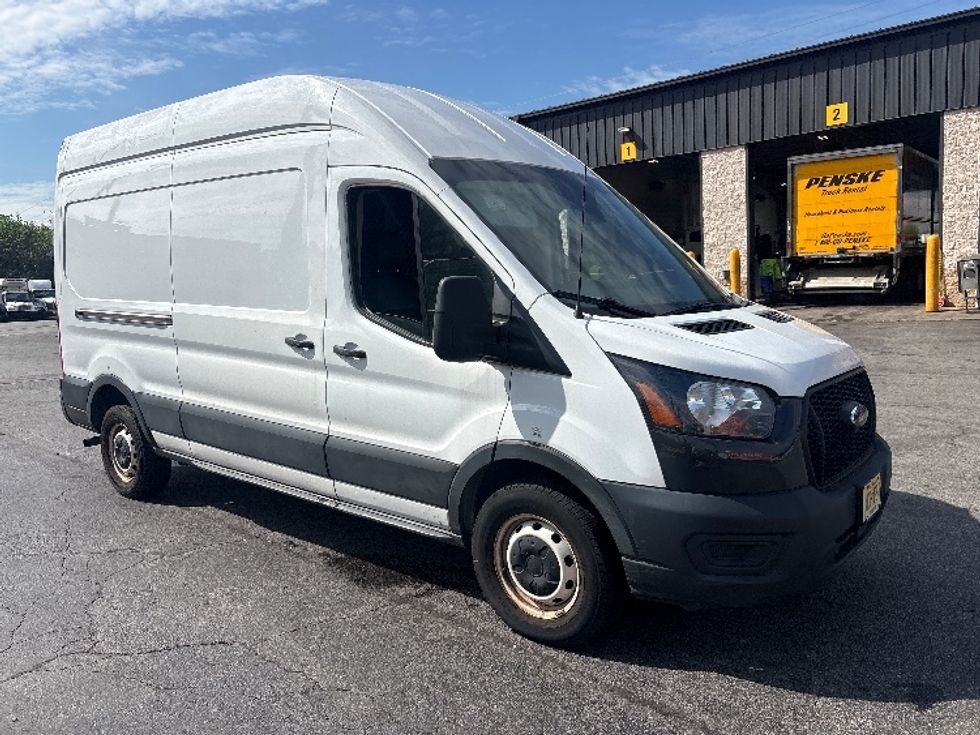 Cargo Van (Panel Van)-Light and Medium Duty Trucks-Ford-2021-Transit 250-North Bergen-NJ-96,784\n\t\tmiles-$ 30,000 - Image 1