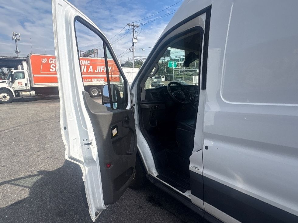 Cargo Van (Panel Van)-Light and Medium Duty Trucks-Ford-2021-Transit 250-North Bergen-NJ-96,784\n\t\tmiles-$ 30,000 - Image 15