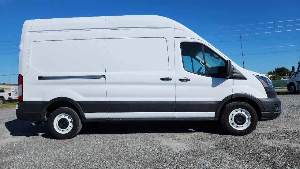 Cargo Van (Panel Van)-Light and Medium Duty Trucks-Ford-2021-Transit 250-Ocala-FL-70,654\n\t\tmiles-$ 36,000 - Image 15