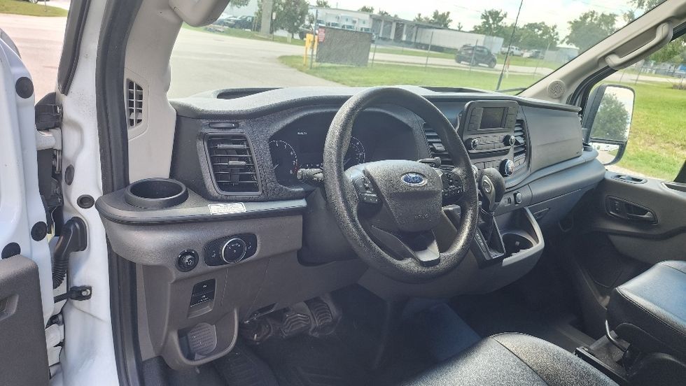 Cargo Van (Panel Van)-Light and Medium Duty Trucks-Ford-2021-Transit 250-Ocala-FL-98,203\n\t\tmiles-$ 32,750 - Image 17