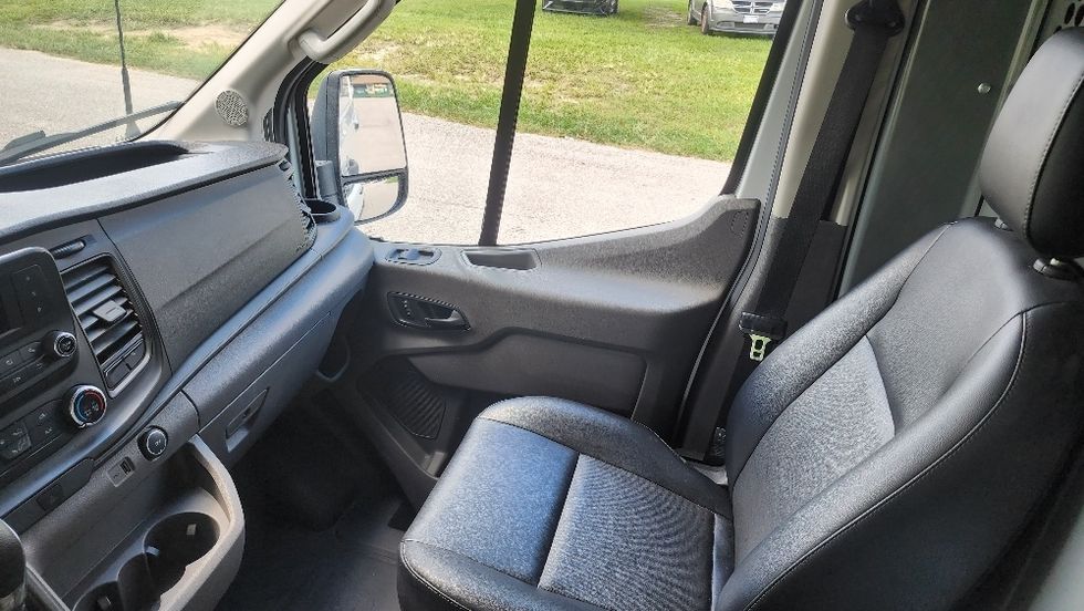 Cargo Van (Panel Van)-Light and Medium Duty Trucks-Ford-2021-Transit 250-Ocala-FL-98,203\n\t\tmiles-$ 32,750 - Image 19