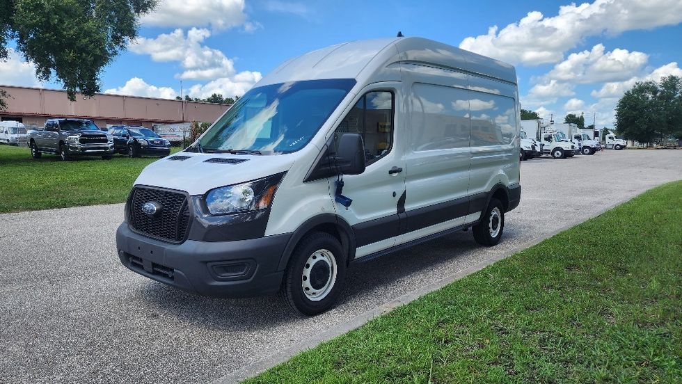 Cargo Van (Panel Van)-Light and Medium Duty Trucks-Ford-2021-Transit 250-Ocala-FL-98,203\n\t\tmiles-$ 32,750 - Image 3