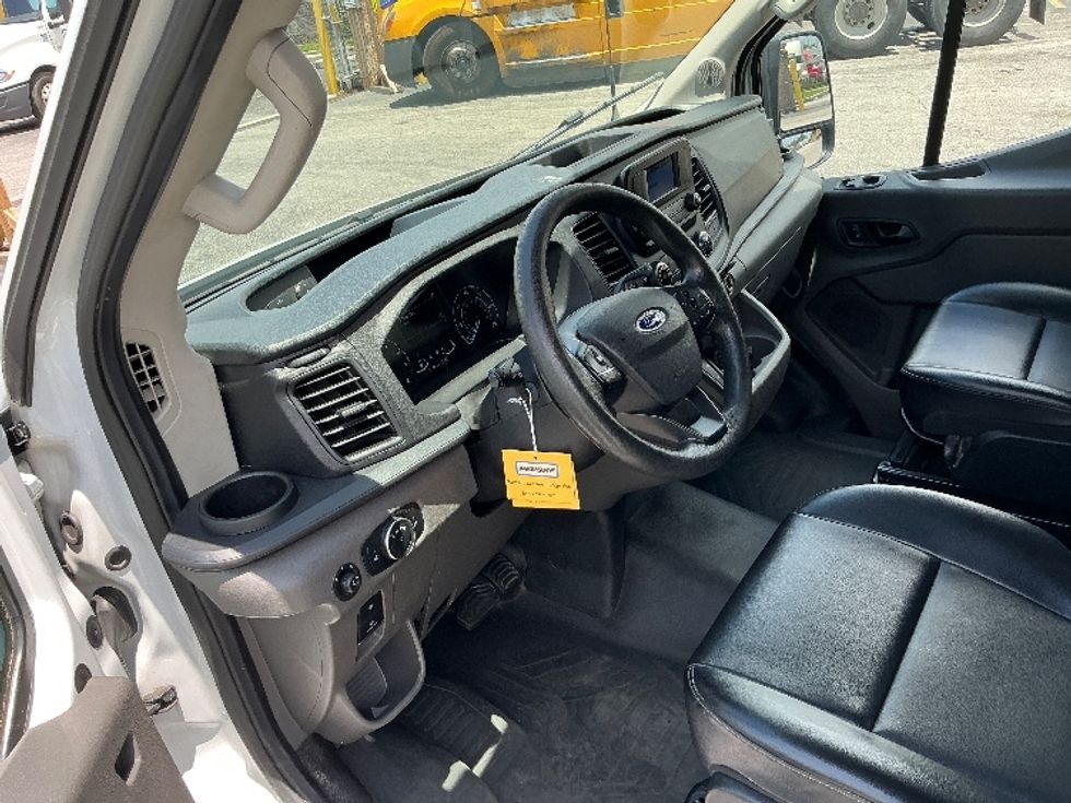Cargo Van (Panel Van)-Light and Medium Duty Trucks-Ford-2021-Transit 250-Orlando-FL-71,245\n\t\tmiles-$ 35,000 - Image 17