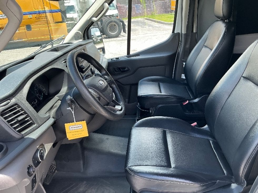 Cargo Van (Panel Van)-Light and Medium Duty Trucks-Ford-2021-Transit 250-Orlando-FL-71,245\n\t\tmiles-$ 35,000 - Image 20