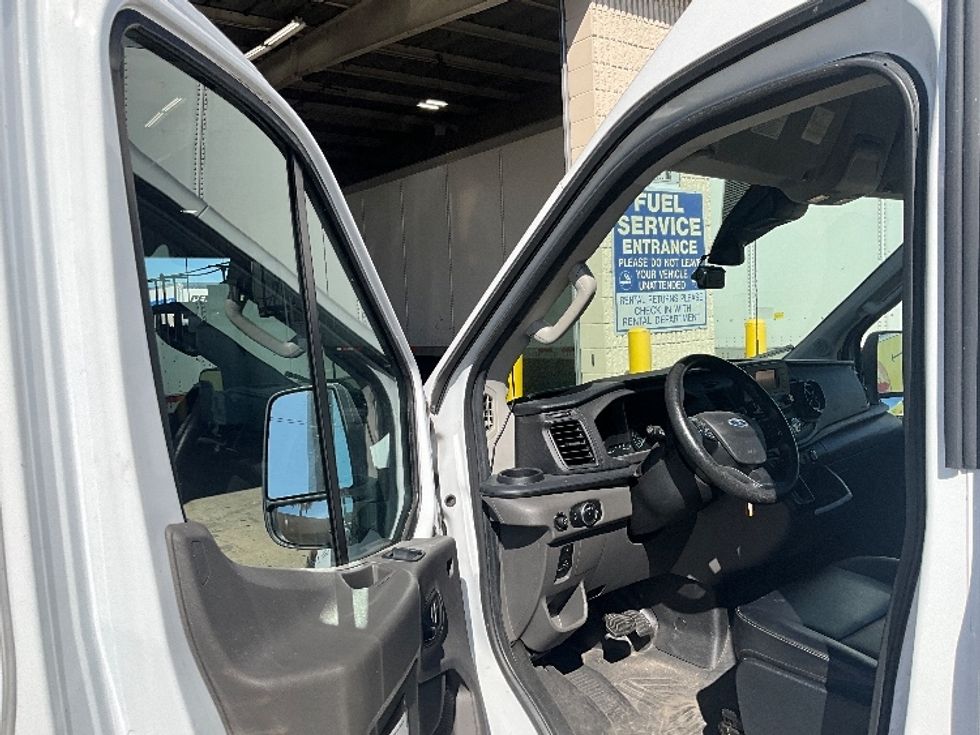 Cargo Van (Panel Van)-Light and Medium Duty Trucks-Ford-2021-Transit 250-Orlando-FL-74,121\n\t\tmiles-$ 35,750 - Image 16