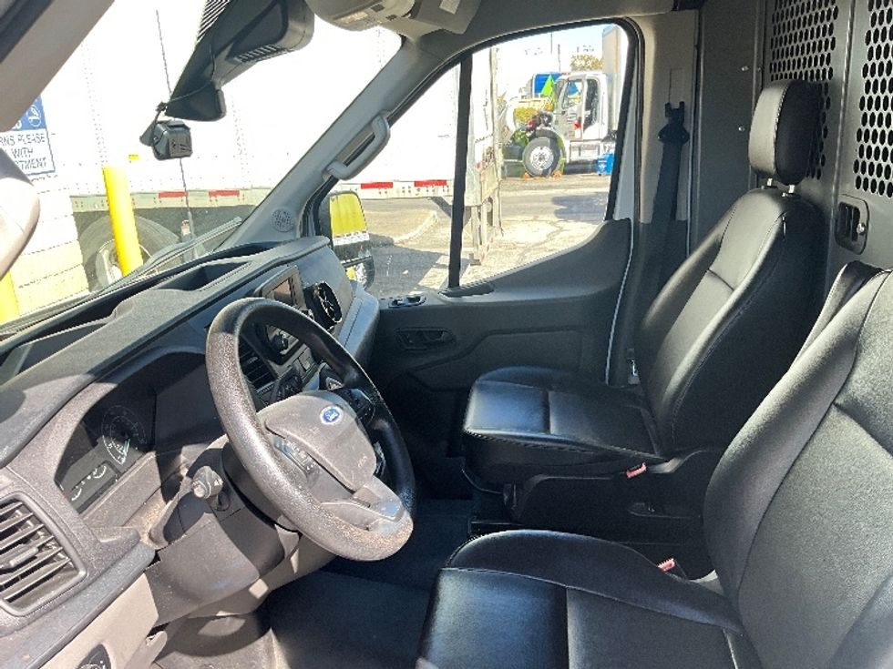 Cargo Van (Panel Van)-Light and Medium Duty Trucks-Ford-2021-Transit 250-Orlando-FL-74,121\n\t\tmiles-$ 35,750 - Image 19