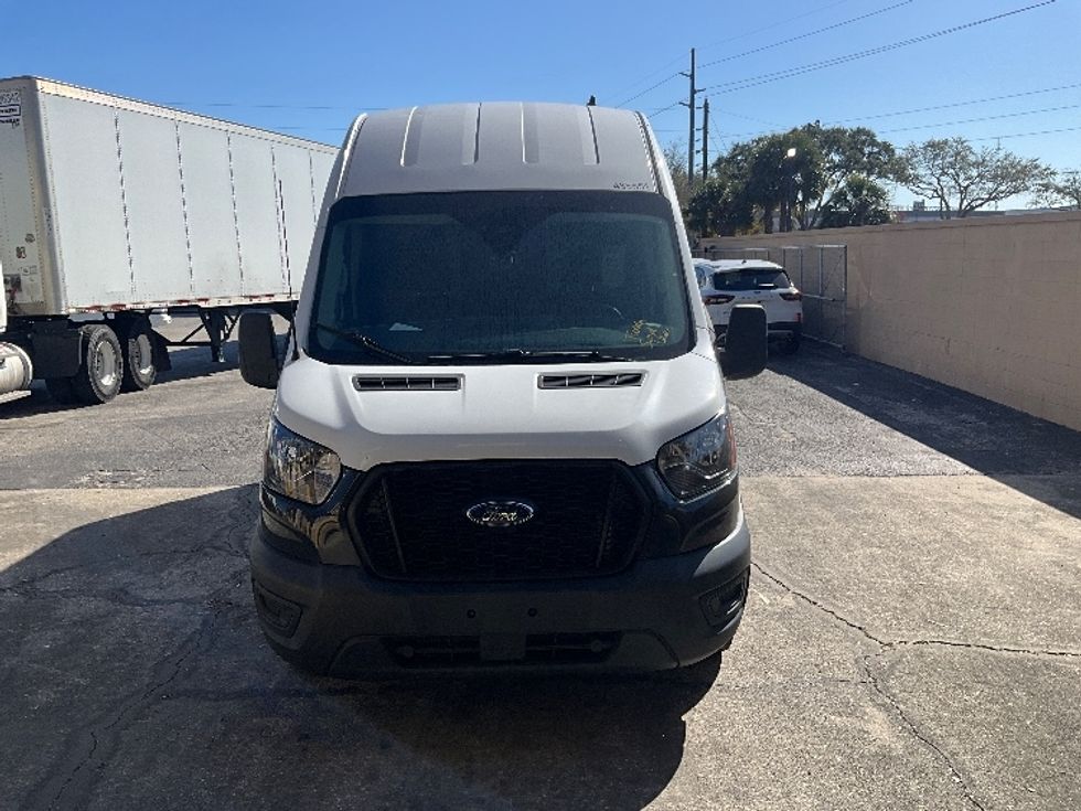 Cargo Van (Panel Van)-Light and Medium Duty Trucks-Ford-2021-Transit 250-Orlando-FL-74,121\n\t\tmiles-$ 35,750 - Image 2