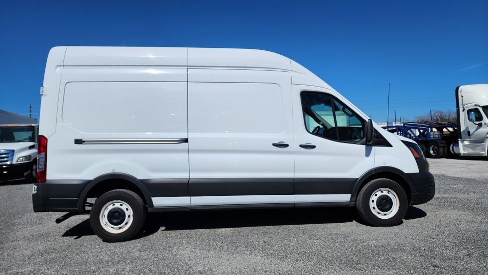 Cargo Van (Panel Van)-Light and Medium Duty Trucks-Ford-2021-Transit 250-Orlando-FL-80,481\n\t\tmiles-$ 35,250 - Image 15